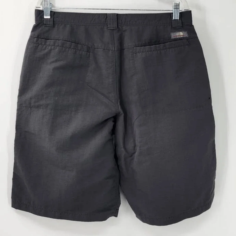 Men's The North Face Green Grey Outdoor Shorts‎ Size 34